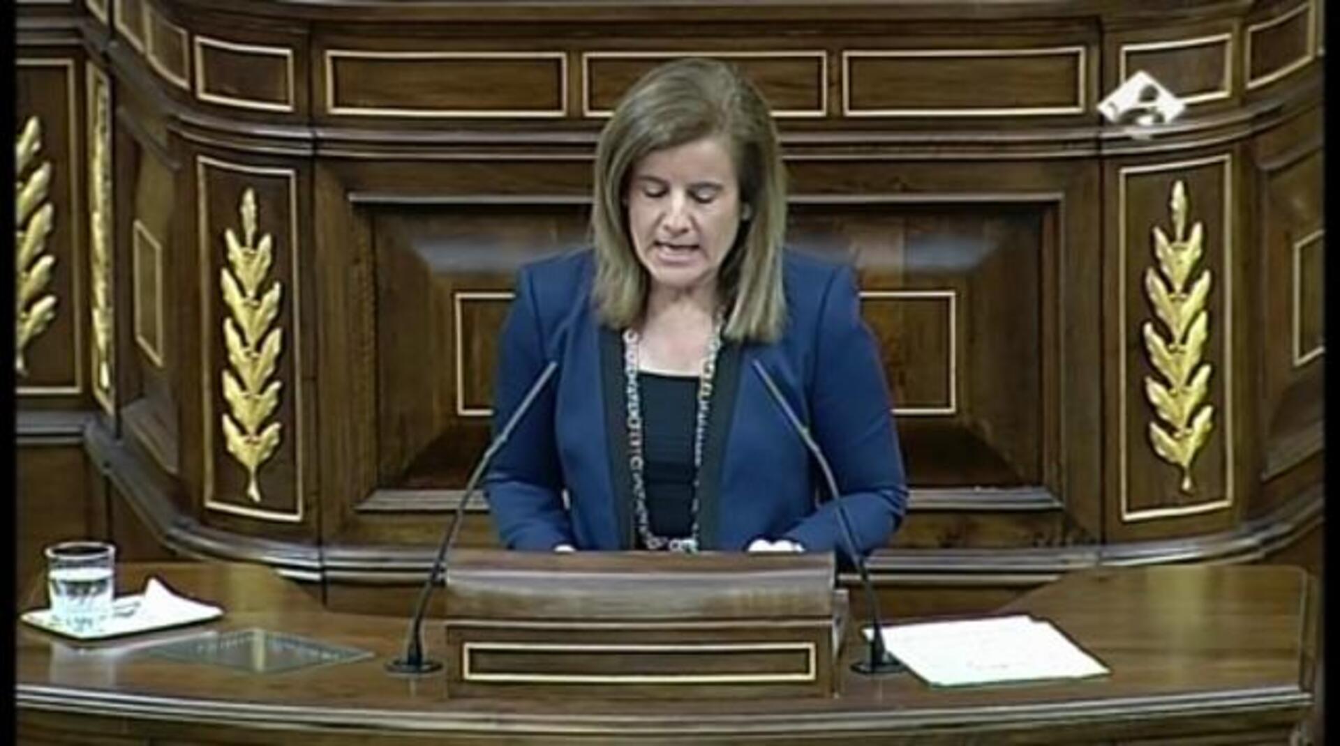 Báñez: «La reforma no hace que el despido sea más fácil, sino que sea con causa»