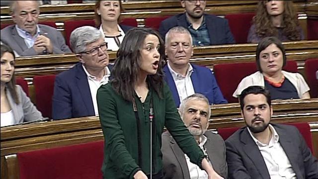 Arrimadas anuncia que presentará un recurso de amparo ante el TC por el voto delegado de Toni Comín