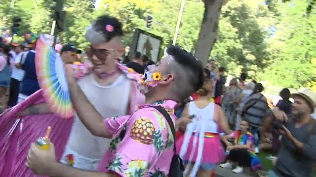 El color, la música y la diversidad inundan Madrid