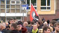 Partidarios y opositores de la política de inmigración de Merkel se manifiestan en Chemnitz