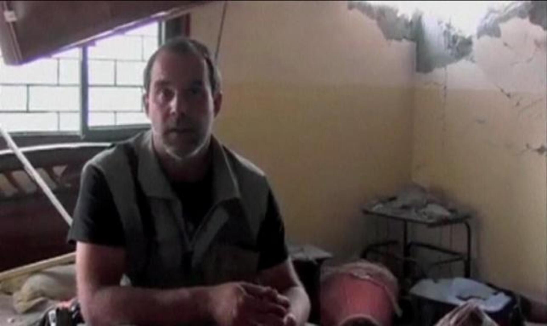 Los feudos de Gadafi se rearman ante los saqueos de los rebeldes