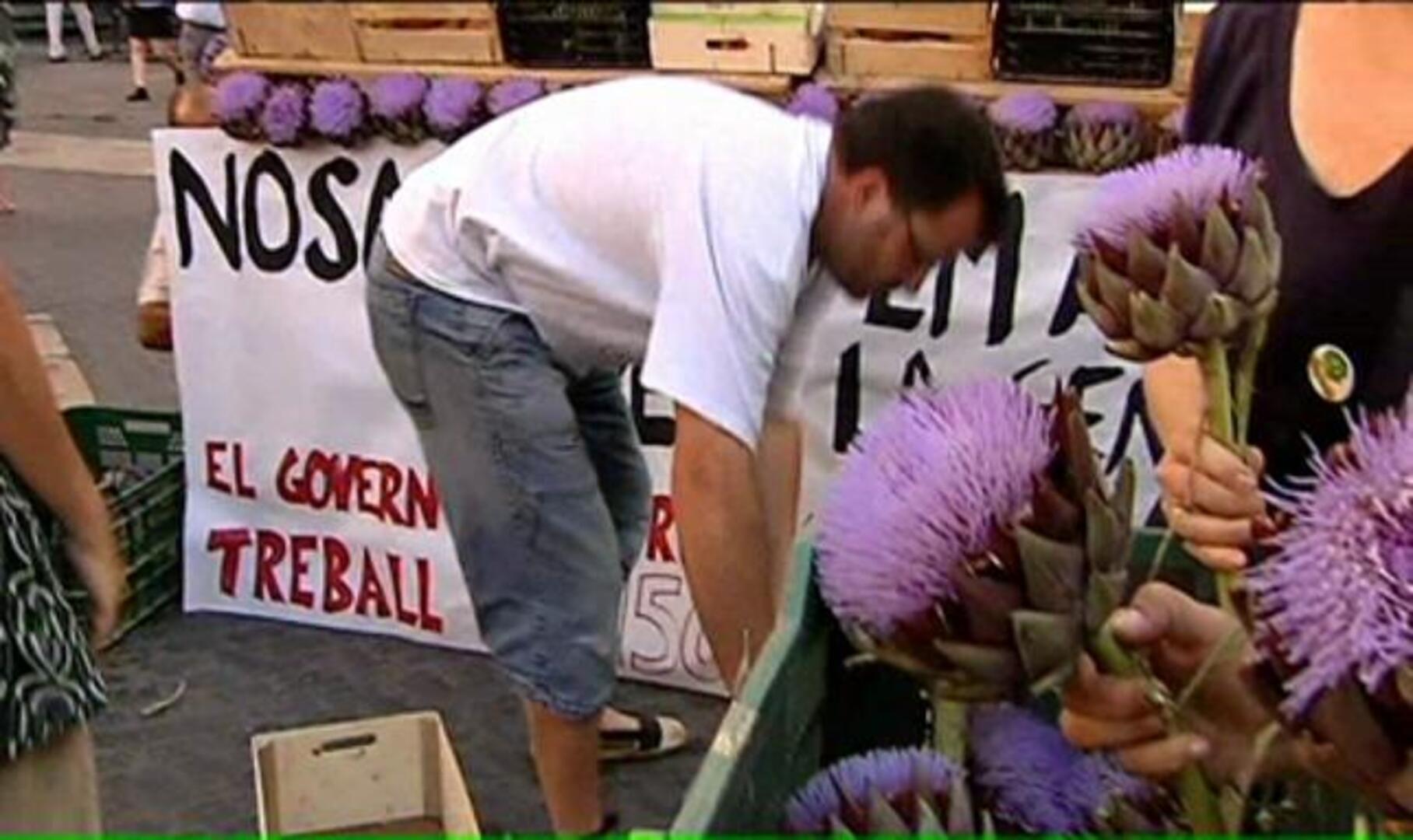 Centenares de personas protestan contra la instalación de Eurovegas en España