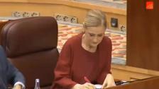 Cifuentes: «No pienso dimitir, es una buena noticia que el asunto del máster esté en manos de la Fiscalía»