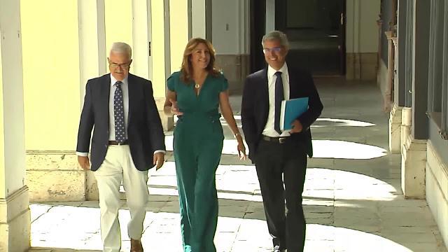 Firma del acuerdo entre Juan Cornejo (PSOE) y Juan Marín (Ciudadanos)