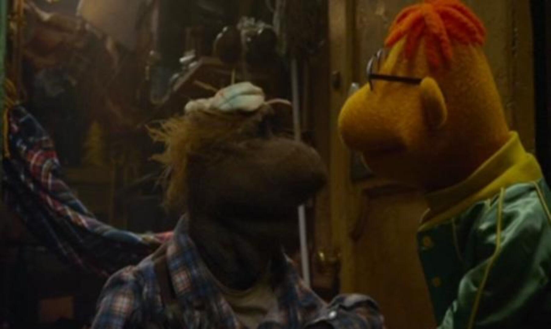 La rana Gustavo y la cerdita Peggy pasean su amor por las calles de Madrid