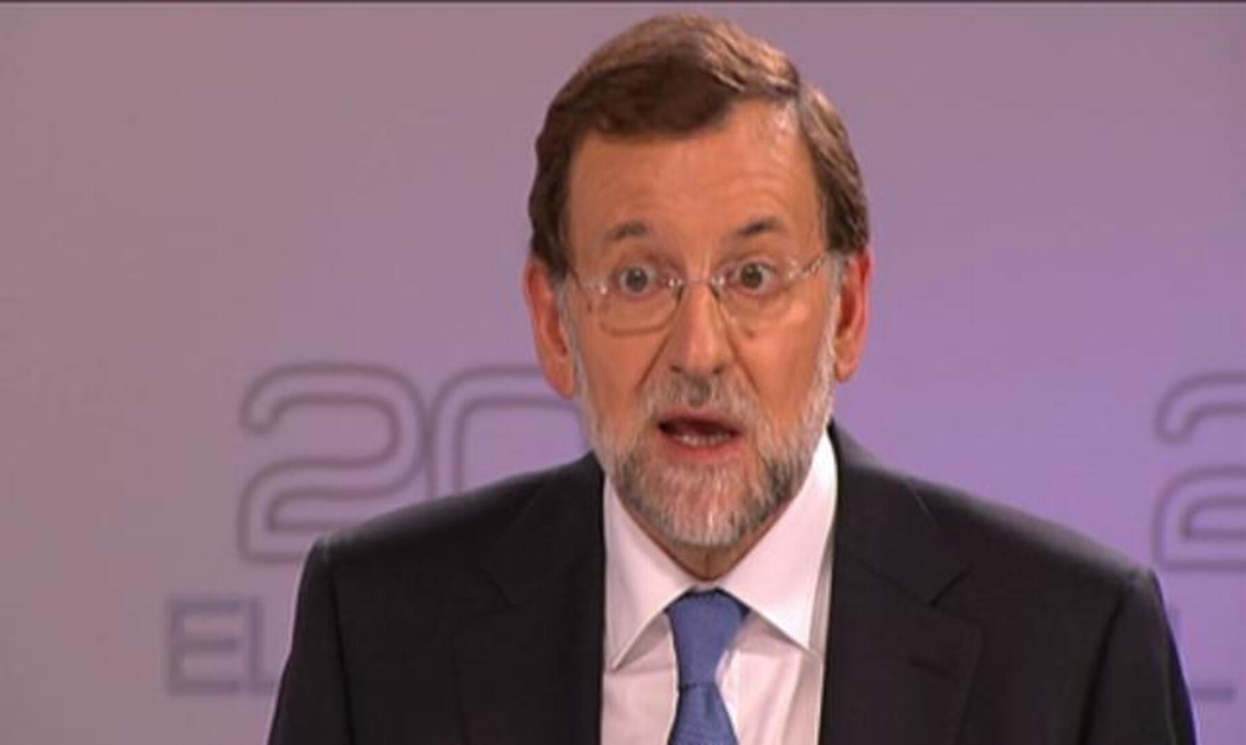 Rubalcaba acribilla a preguntas a Rajoy y «olvida» a Zapatero
