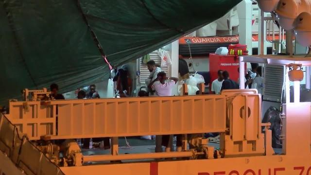 Desembarcan en Italia los inmigrantes a bordo del &#039;Diciotti&#039;