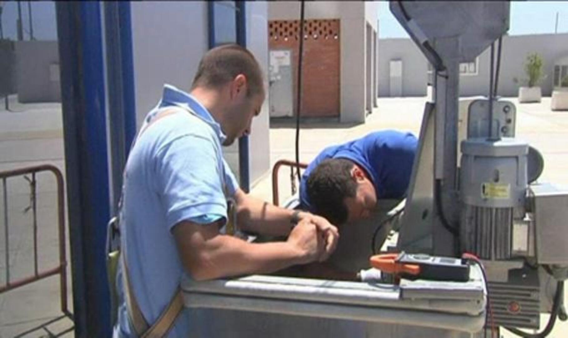 El contrato indefinido para emprendedores se suprimirá cuando el paro baje del 15%