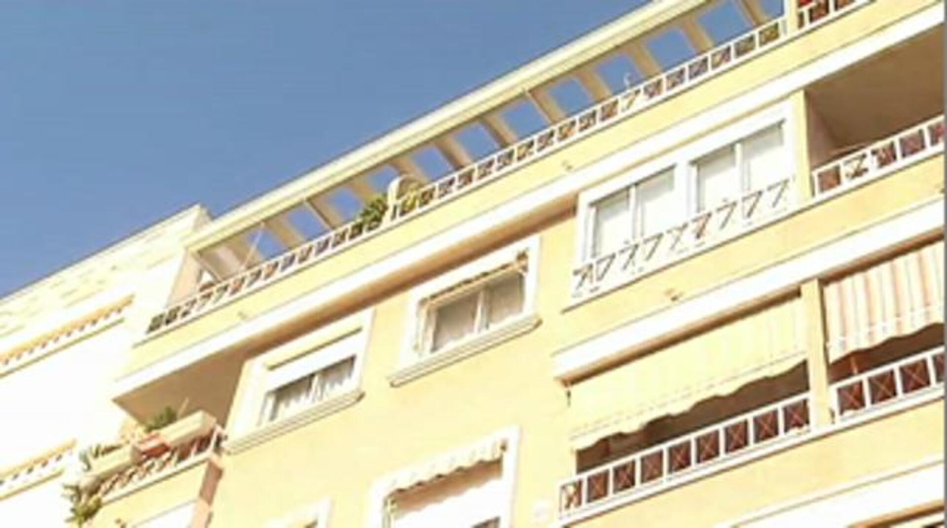 Un hombre mata a su mujer e hija y se suicida en una vivienda de Torrevieja