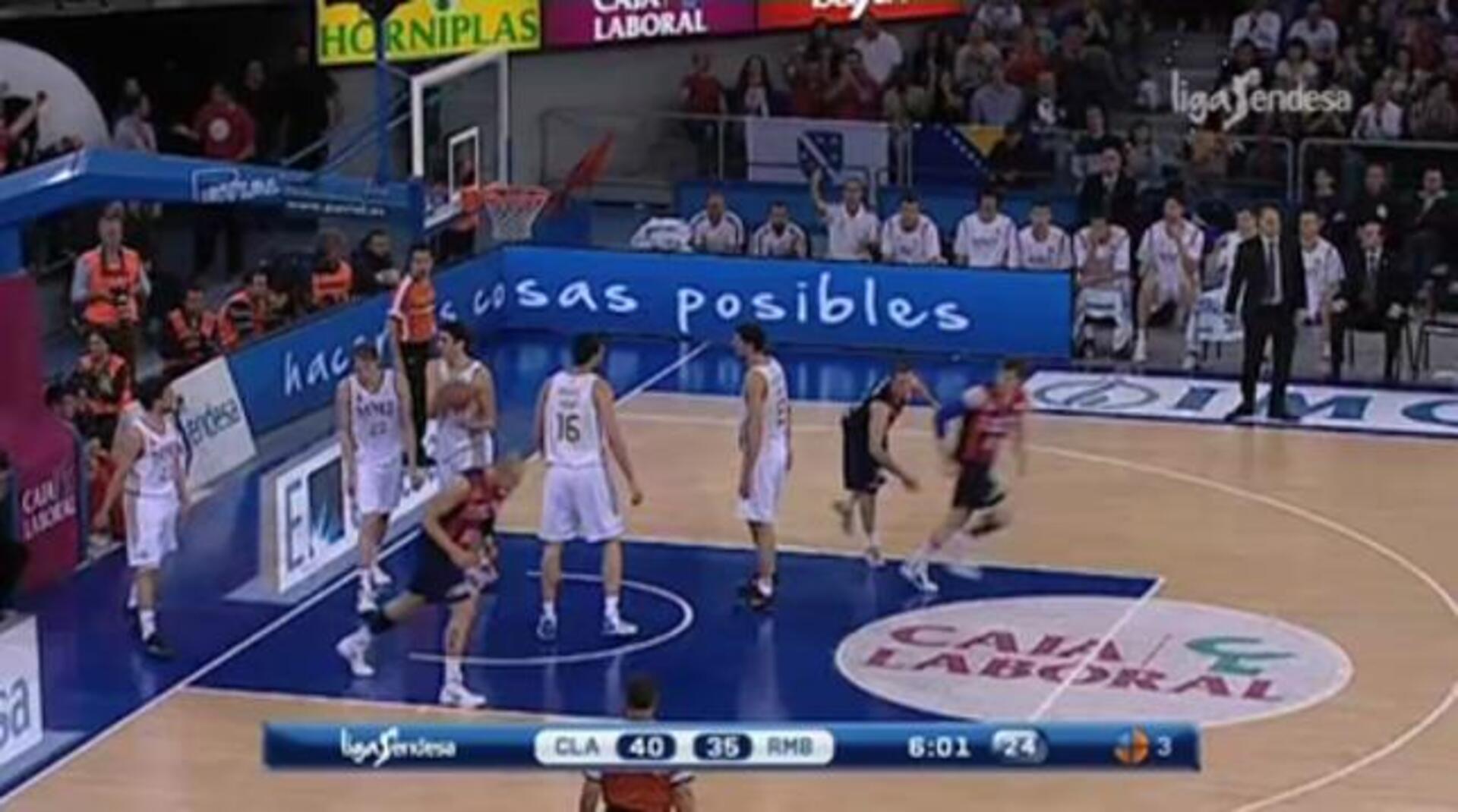 Caja Laboral celebra con victoria el reestreno del Buesa Arena