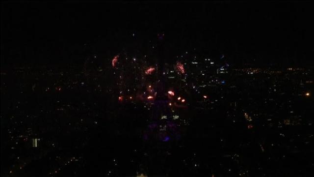 Un espectáculo pirotécnico pone el broche al día nacional de Francia