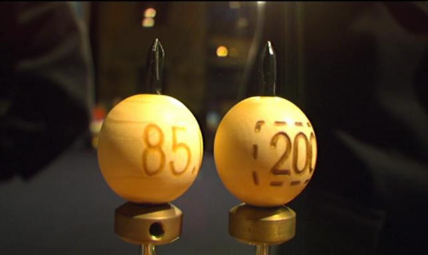 Lotería de Navidad 2012: 85.045, el primer cuarto premio