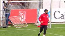 Vuelta al trabajo de Juanfran en el primer entrenamiento de la semana