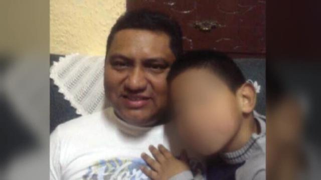 Mata a su mujer delante de sus hijos