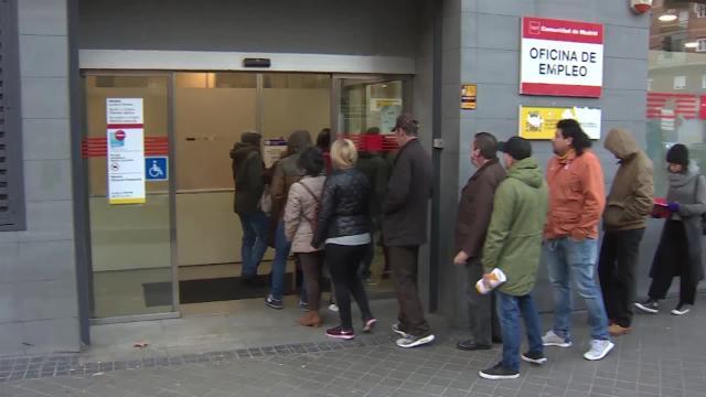 El año 2016 cerró con la creación de 413.900 empleos y una reducción del paro en 541.700 personas