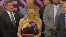 Stormy Daniels recibe las llaves de la ciudad californiana de West Hollywood