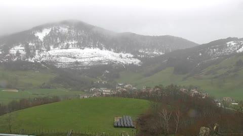 Vídeo: Tensión en Alsasua tras la agresión a dos Guardias Civiles y sus novias