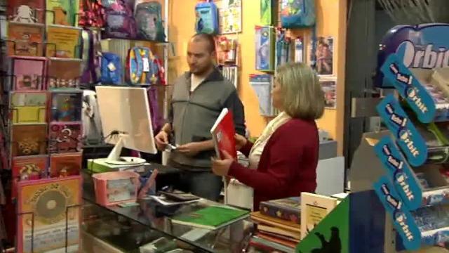 Jubilados jugando en un parque de Sevilla