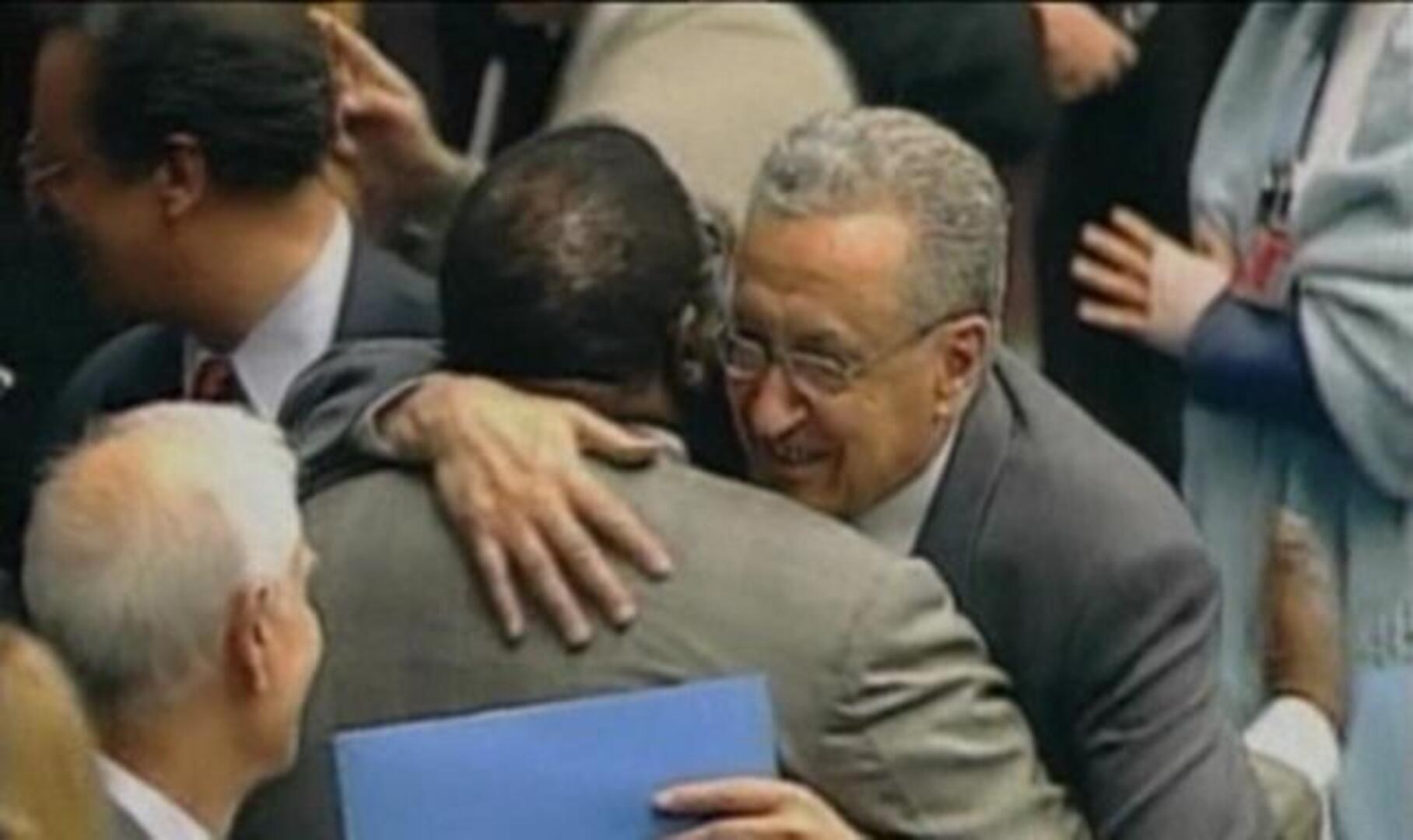 Brahimi, un experimentado diplomático, buscará la paz en Siria