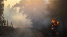 Los Bomberos luchan contra una oleada de incendios en el sur de Chile