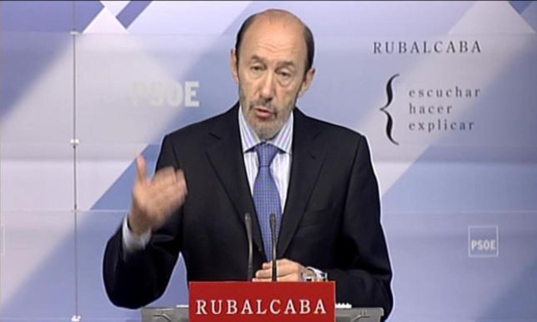 Rubalcaba: «Lo dice la Constitución, no hace falta referéndum»