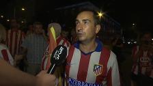 Más de un centenar de atléticos celebran el título en Neptuno