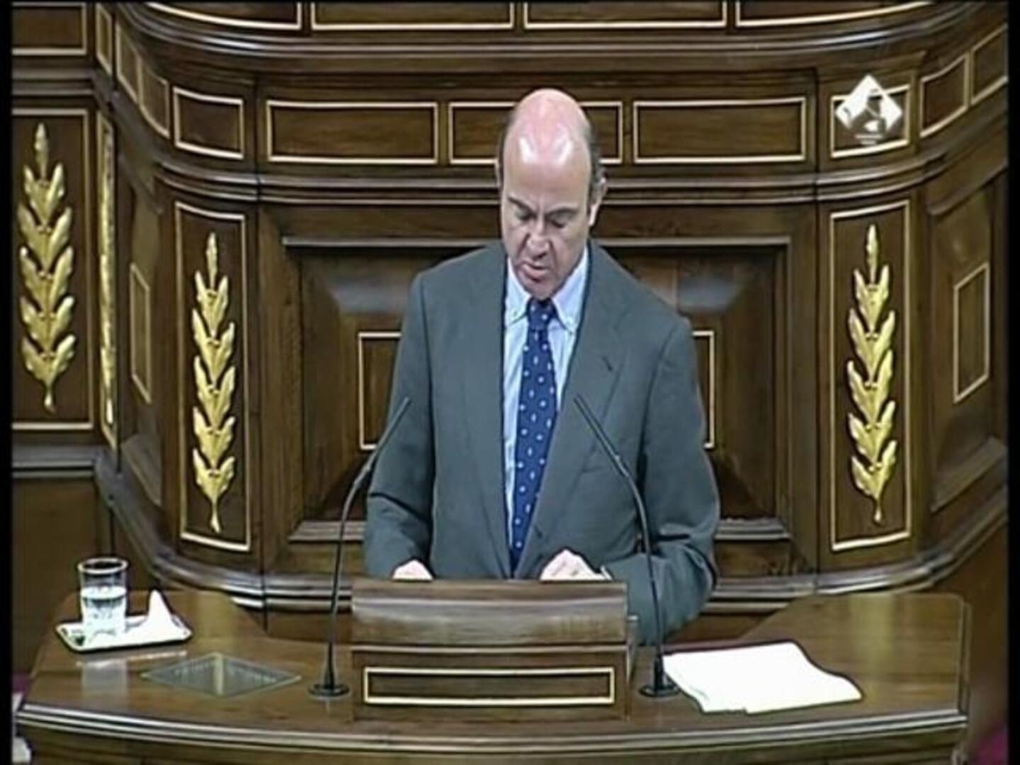 Guindos dice que el éxito de las subastas prueban la confianza en las reformas