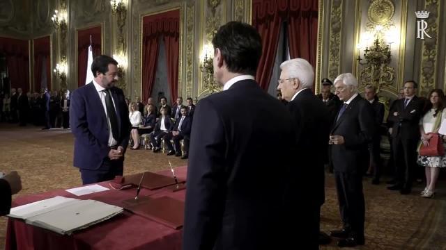 Gobierno italiano confirma la acogida de 20 migrantes del &#039;Aquarius&#039;