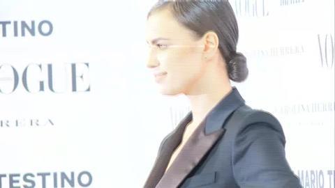 Irina en sus dos pases en la pasarela