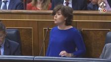 Santamaría dice que la moción del PSOE responde a su "ambición"