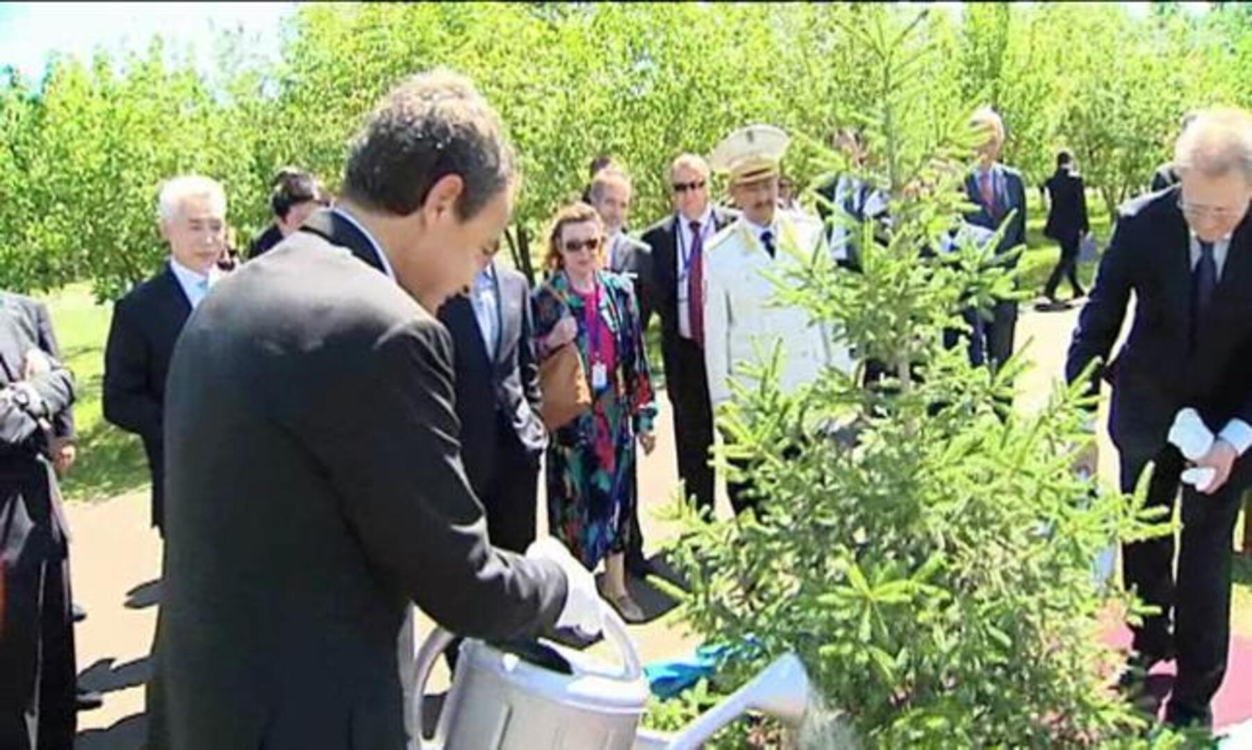 Zapatero, «el Rey de España» en  Kazajistán