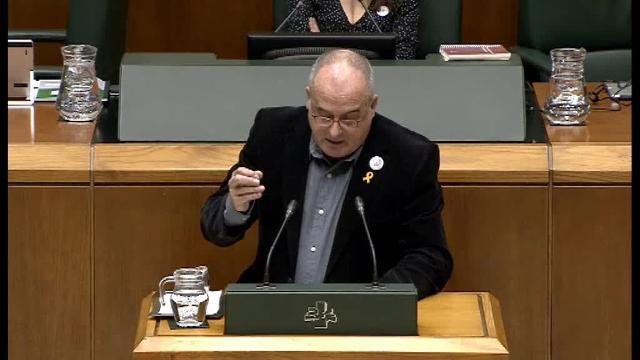 PNV y EH Bildu denuncian la &quot;base antidemocrática&quot; de la Constitución