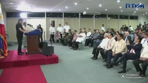 Vídeo: Rodrigo Duterte: "Me gustaría masacrarlos a todos"