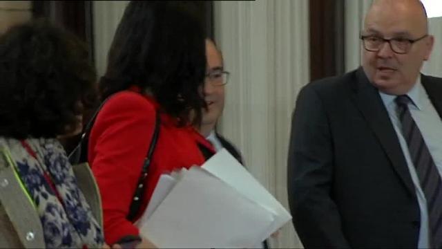 La Mesa del Parlament aborda de nuevo la delegación de voto de Puigdemont