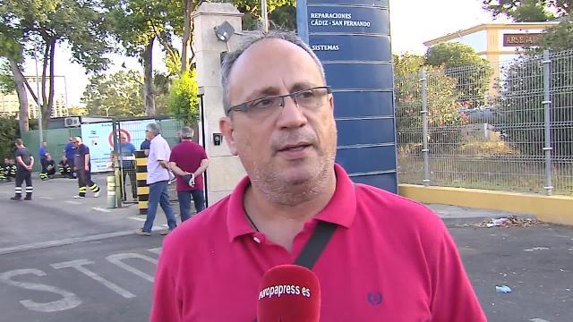 Trabajadores de Navantia cortan la carretera en señal de protesta