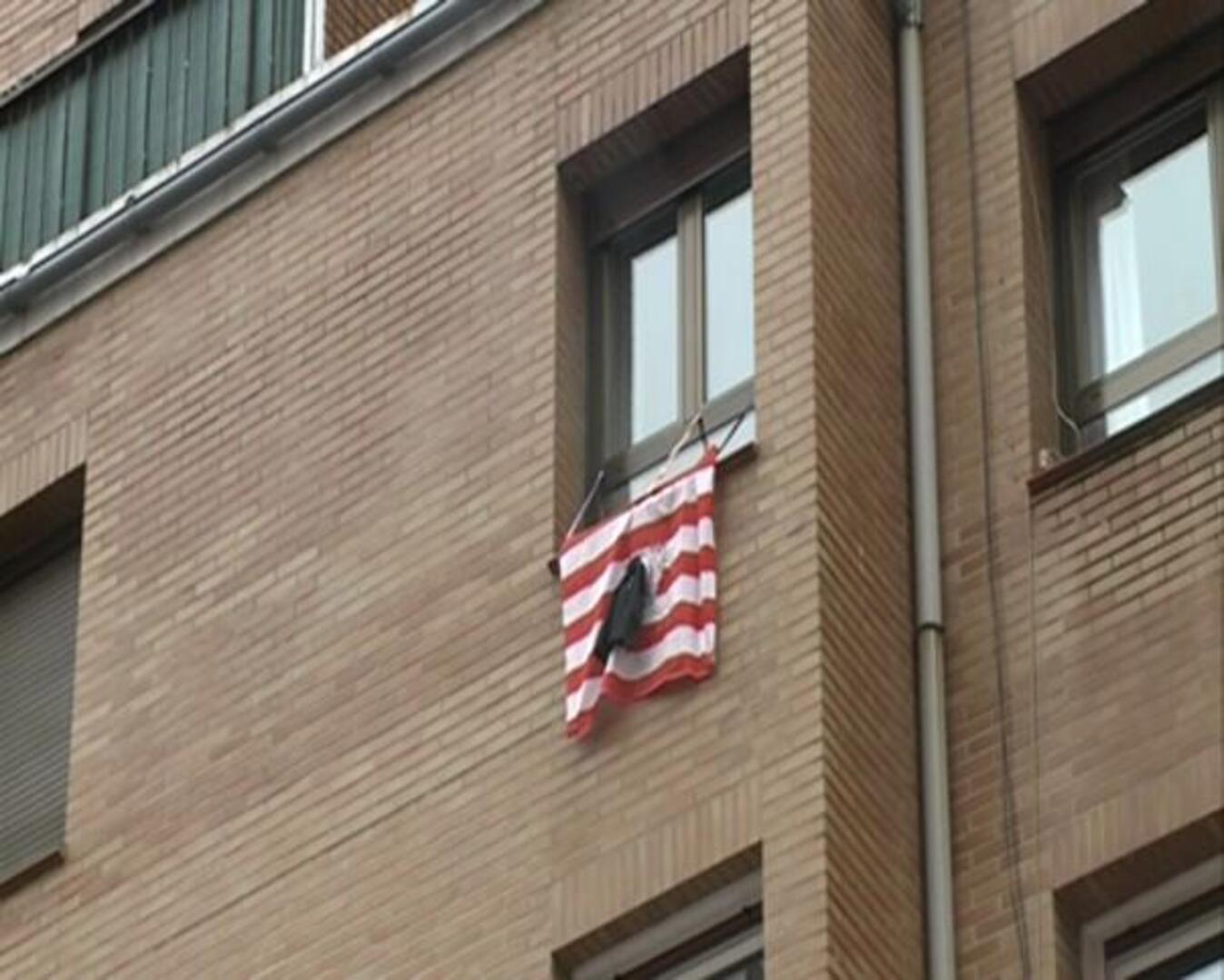 Batasuna «vampiriza» la muerte de Iñigo Cabacas por un pelotazo de la Ertzaintza