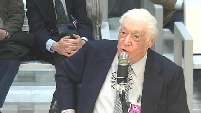 El exalcalde de Santa Coloma de Gramenet (Barcelona) Bartomeu Muñoz (c) a su llegada a la Audiencia Nacional