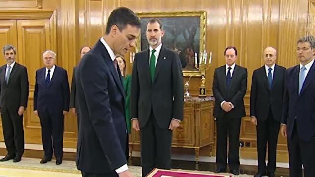 Pedro Sánchez promete el cargo de presidente del Gobierno