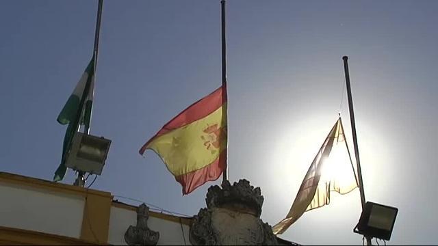 Sevilla y Utrera despiden a Reyes