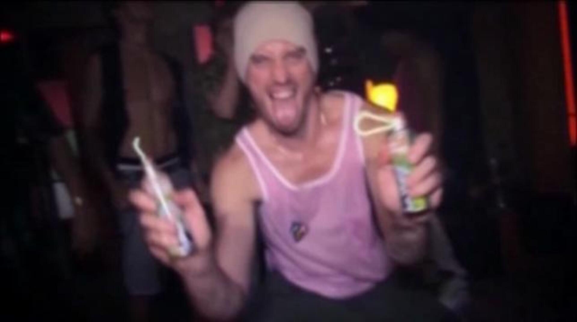 Chantajean a Shakira con publicar contenido erótico con Piqué