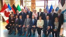 Los ministros del G7 posan en Canadá tras el desafío comercial de EEUU