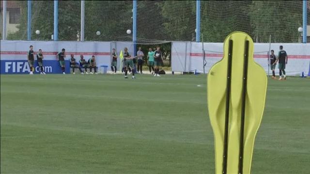 Cristiano trabaja con normalidad en el entrenamiento de Portugal