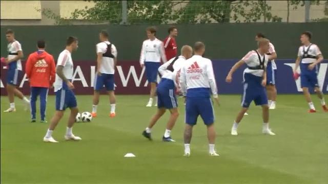 La selección rusa ultima los preparativos de su debut en la inauguración del Mundial