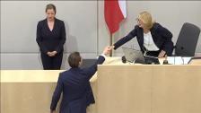 Sebastian Kurz pierde la moción de confianza del parlamento de Austria