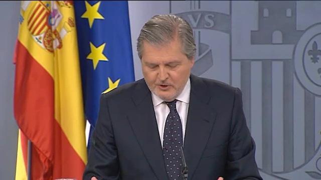 Luis de Guindos e Íñigo Méndez de Vigo, en La Moncloa