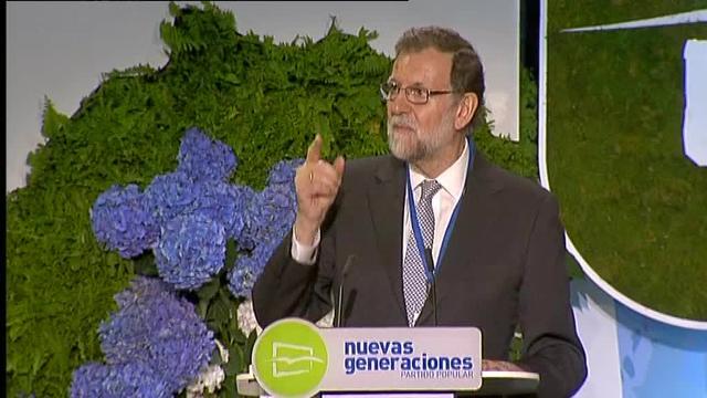 Mariano Rajoy en el acto con Nuevas Generaciones en Sevilla