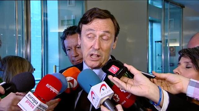 Hernando: &quot;Le pido al señor Rivera que no se equivoque de equipo ni de adversario&quot;