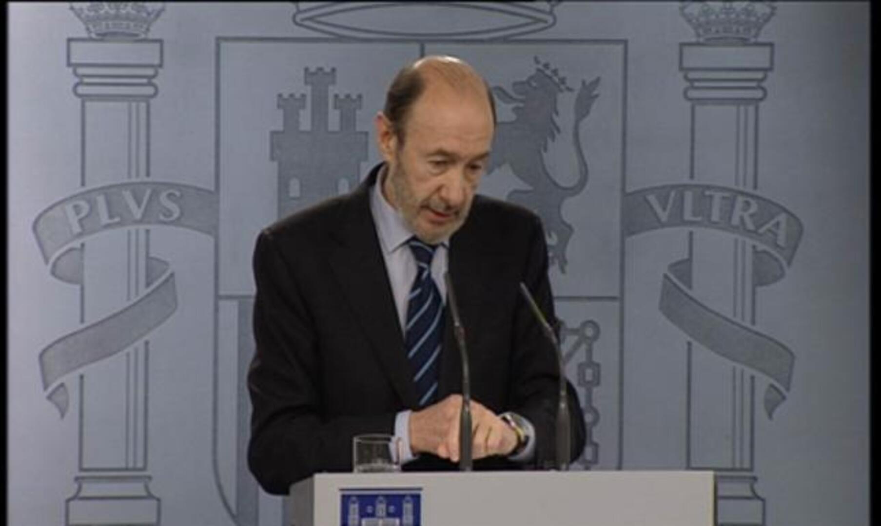 Rajoy y Rubalcaba se dan hasta junio para renovar el Tribunal Constitucional y RTVE