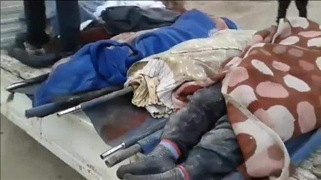 El último adiós de un padre a su hijo en Guta