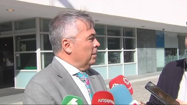 El abogado de la Manada califica de &quot;puro marketing publicitario y populista&quot; la difusión de la expulsión del Ejército de su cliente